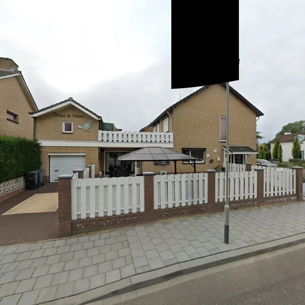 Straatbeeld van Burg. Lebensstraat 3, 6122BV Buchten