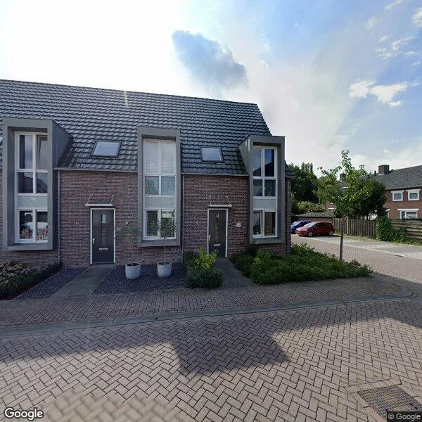 Straatbeeld van Burg. Moonshof 26, 4944WE Raamsdonk