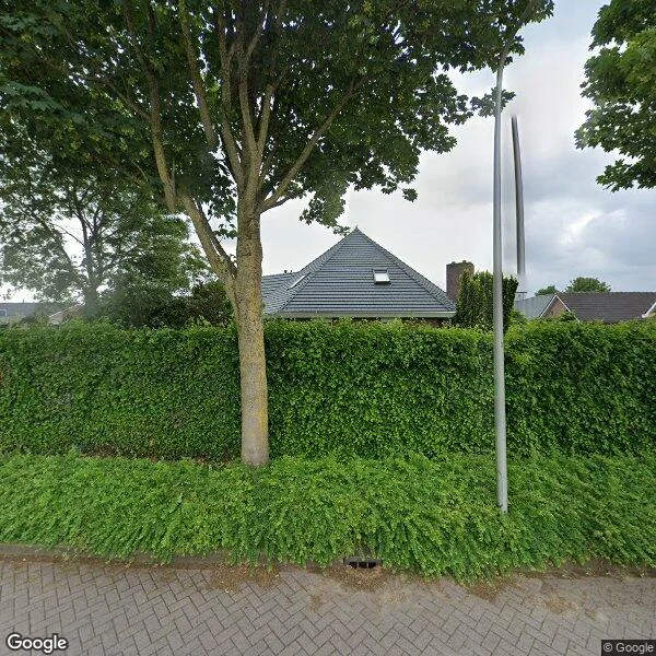 Straatbeeld van Burg Nawijnstraat 4, 7951TC Staphorst