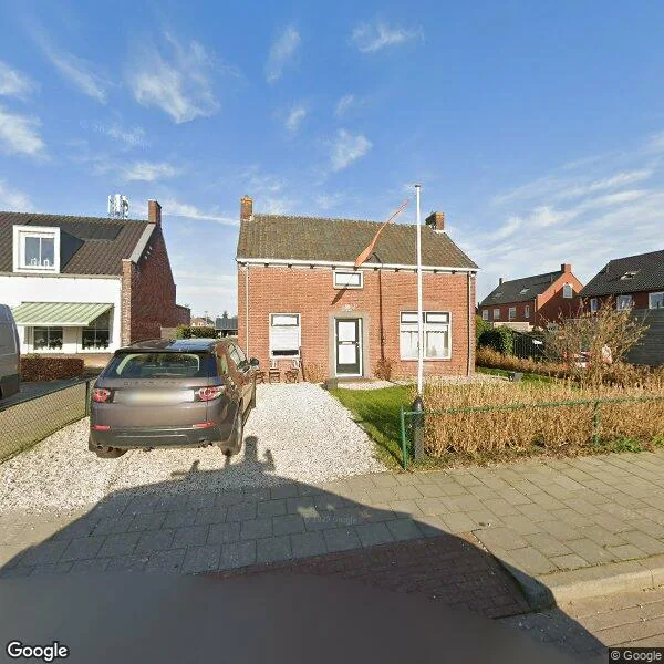 Straatbeeld van Burg. Woltersstraat 2, 6624AM Heerewaarden