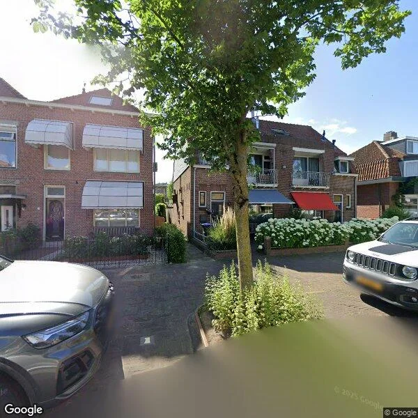 Straatbeeld van Burgemeester de Bruïnelaan 114, 3331AH Zwijndrecht