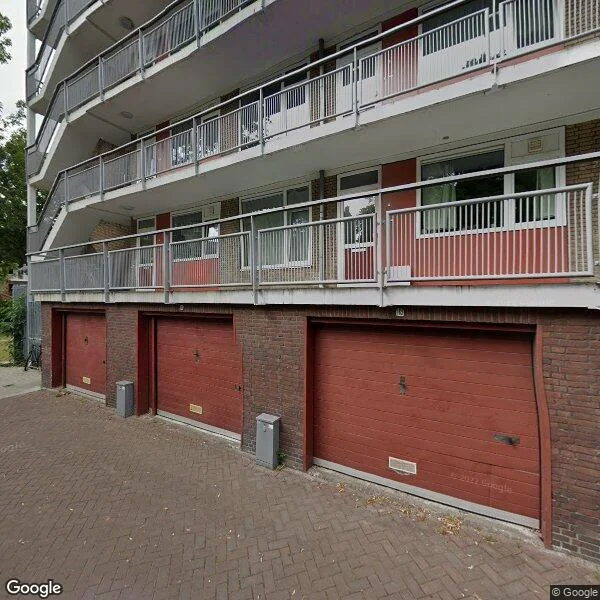 Straatbeeld van Burgemeester De Vlugtlaan 345, 1063BP Amsterdam