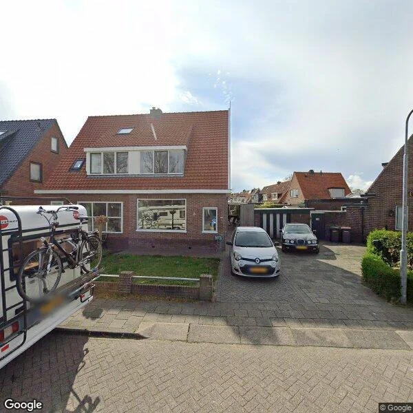 Straatbeeld van Burgemeester Nieuwenhuijsenstraat 99, 1906CK Limmen
