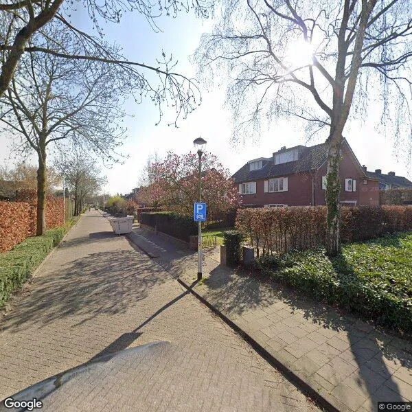 Straatbeeld van Burgemeester Panislaan 14, 5056AE Berkel-Enschot