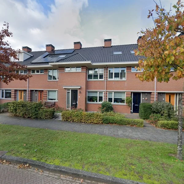 Straatbeeld van Burgemeester Van der Hoevenlaan 7, 2254BC Voorschoten