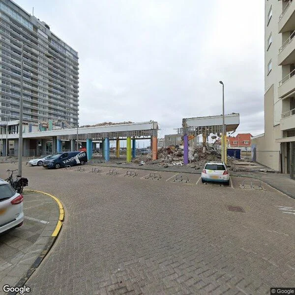 Straatbeeld van Burgemeester van Fenemaplein 15, 2042TD Zandvoort