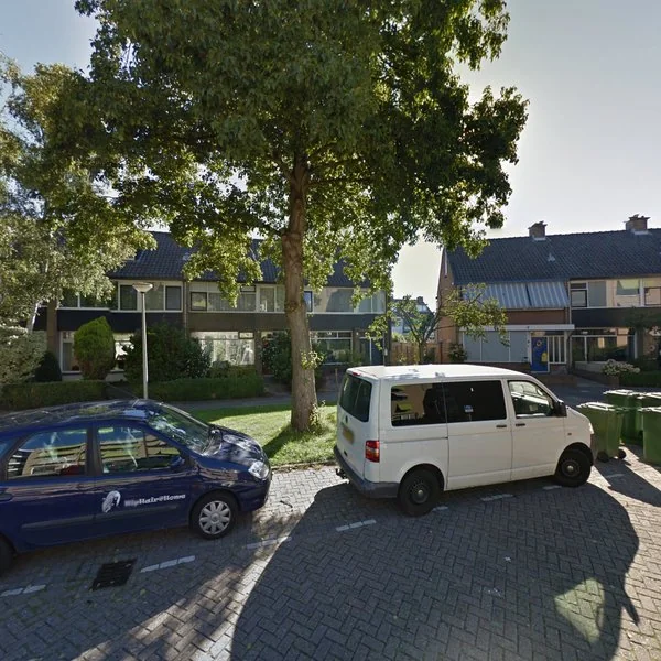 Straatbeeld van Burgemeester Verheullaan 13, 2396EN Koudekerk aan den Rijn