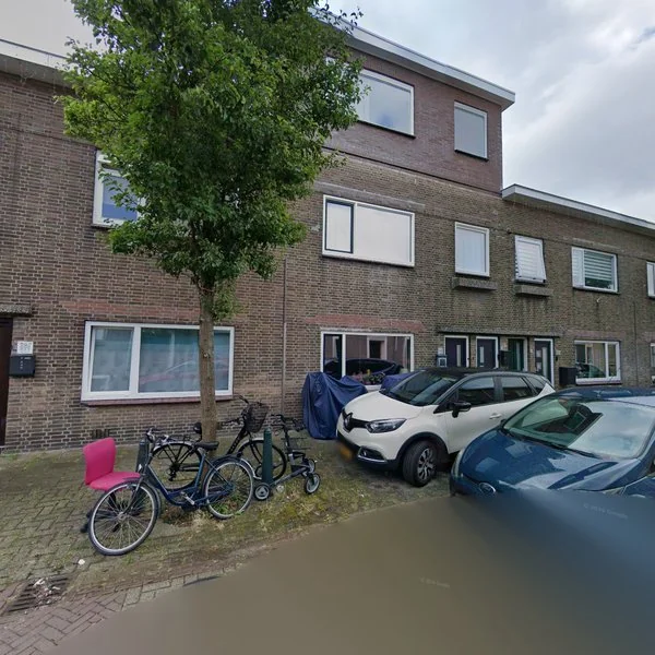 Straatbeeld van Burgemeester Waldeckstraat 64, 2552TW Den Haag