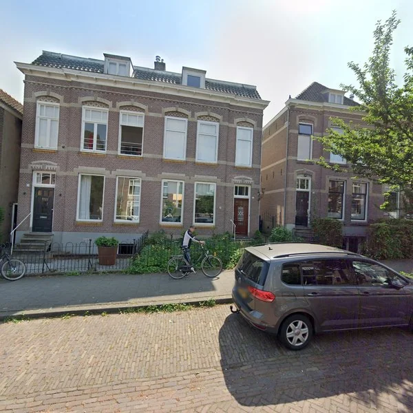 Straatbeeld van Burgemeester Weertsstraat 39, 6814HM Arnhem