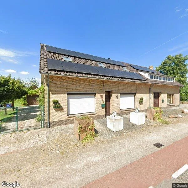 Straatbeeld van Bussereindseweg 75, 5954CG Beesel