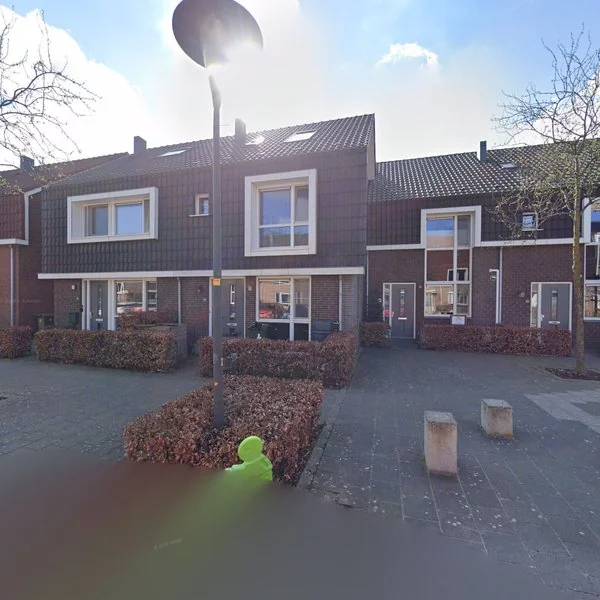 Straatbeeld van Buurmeester 24, 6661MB Elst