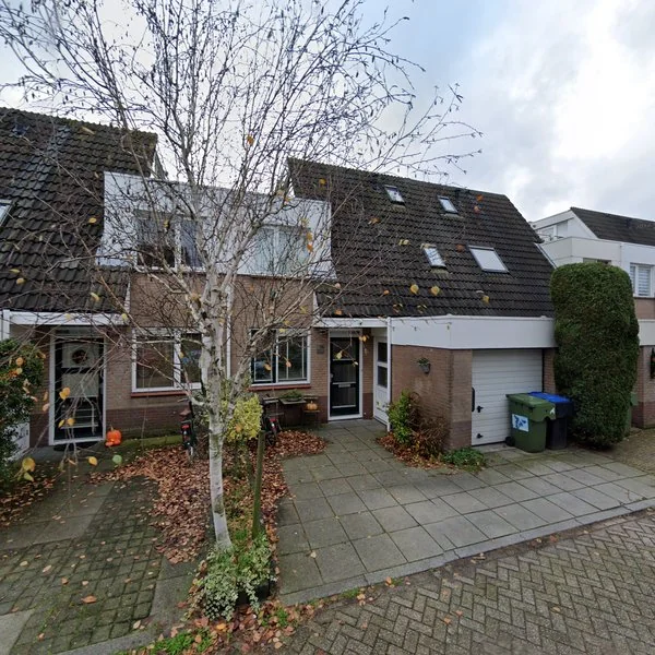 Straatbeeld van Calslaan 10, 2314GJ Leiden