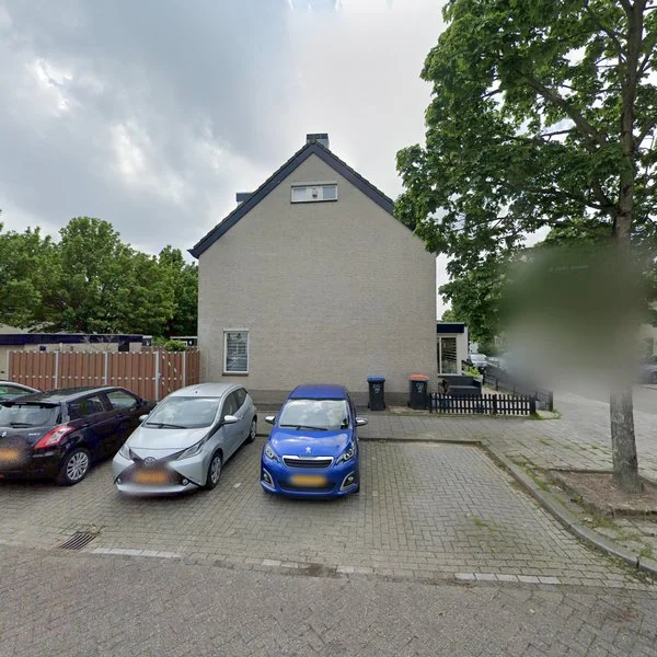 Straatbeeld van Clara Wichmannstraat 27, 2984XE Ridderkerk