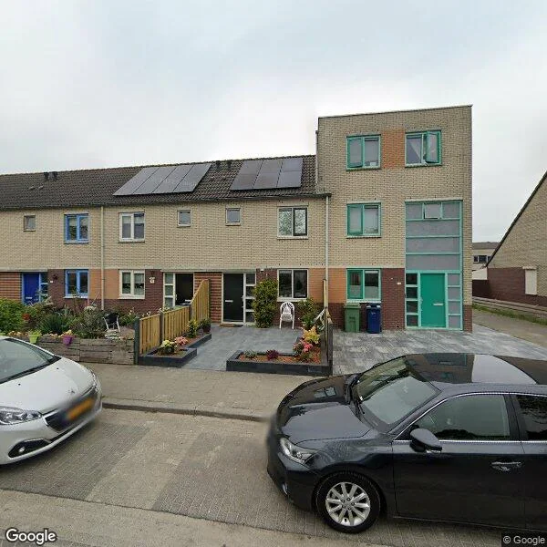 Straatbeeld van Clare Lennartstraat 78, 1321DA Almere