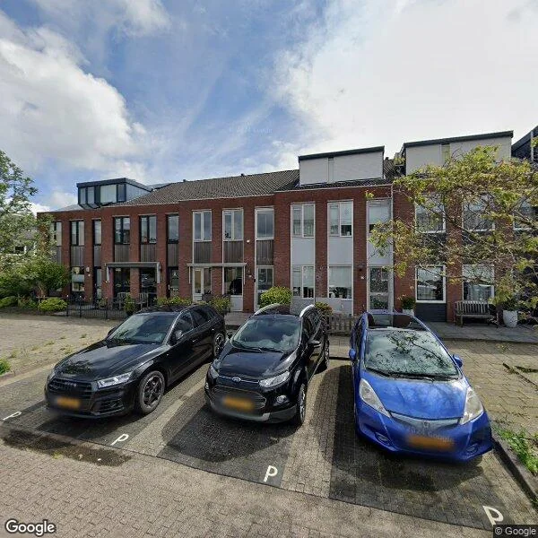 Straatbeeld van Claude Debussystraat 22, 1544NL Zaandijk