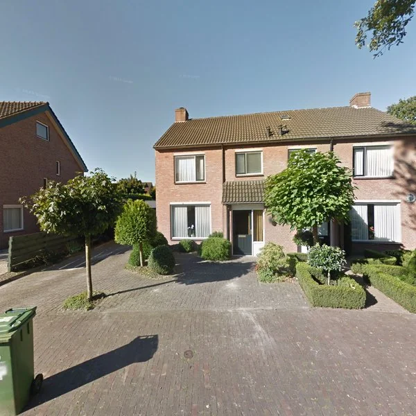 Straatbeeld van Commanderiestraat 3, 5131CE Alphen