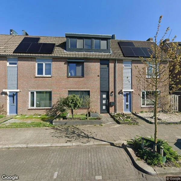 Straatbeeld van Commissarislaan 17, 8016BE Zwolle