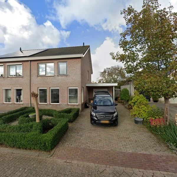 Straatbeeld van Constantijn Huijgensstr 15, 5305CV Zuilichem