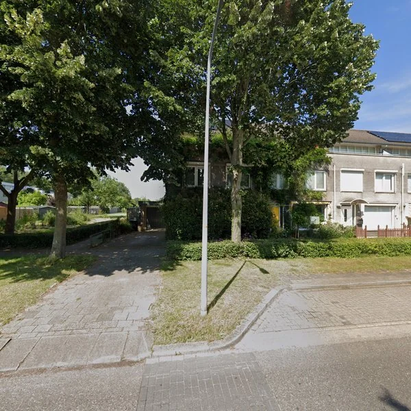Straatbeeld van Contrabasweg 144, 1312WR Almere