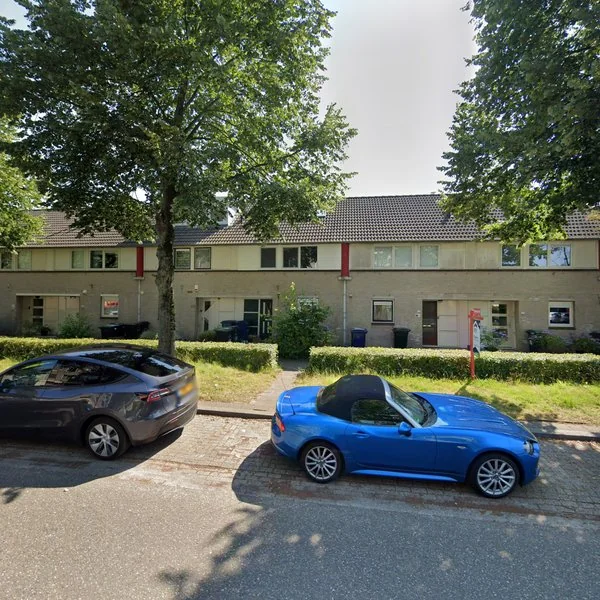 Straatbeeld van Contrabasweg 155, 1311LA Almere