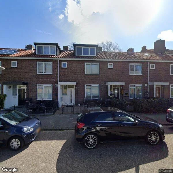 Straatbeeld van Cort van der Lindenkade 82, 1067LL Amsterdam