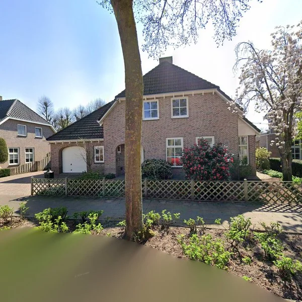 Straatbeeld van Cruijsberg 2, 5384MV Heesch