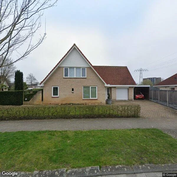 Straatbeeld van Cypressenlaan 14, 9603DG Hoogezand