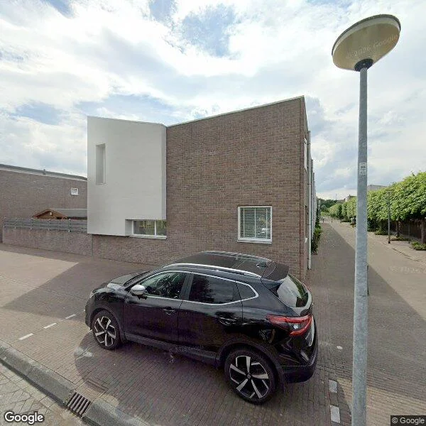 Straatbeeld van Damsterwaard 12, 9734CK Groningen