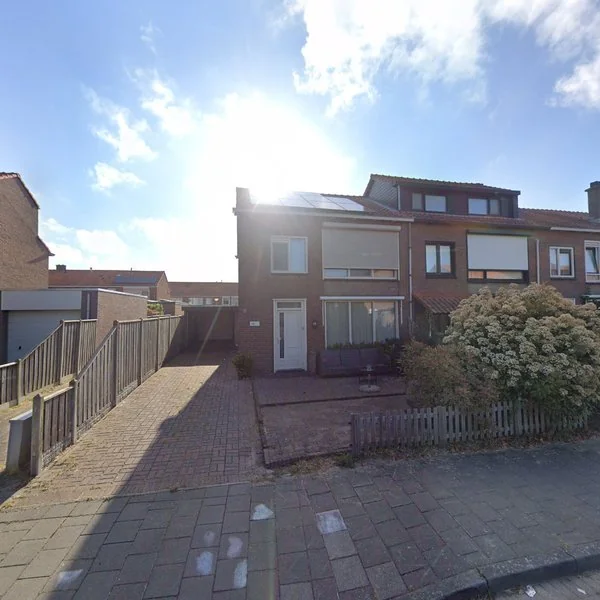 Straatbeeld van Daniël Willemsstraat 21, 3222CG Hellevoetsluis