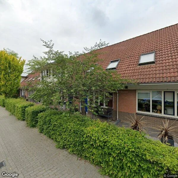 Straatbeeld van De Bazelstraat 37, 7425BC Deventer