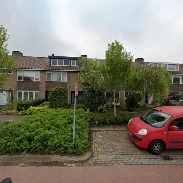 Straatbeeld van De Bloemen 76, 1902GX Castricum