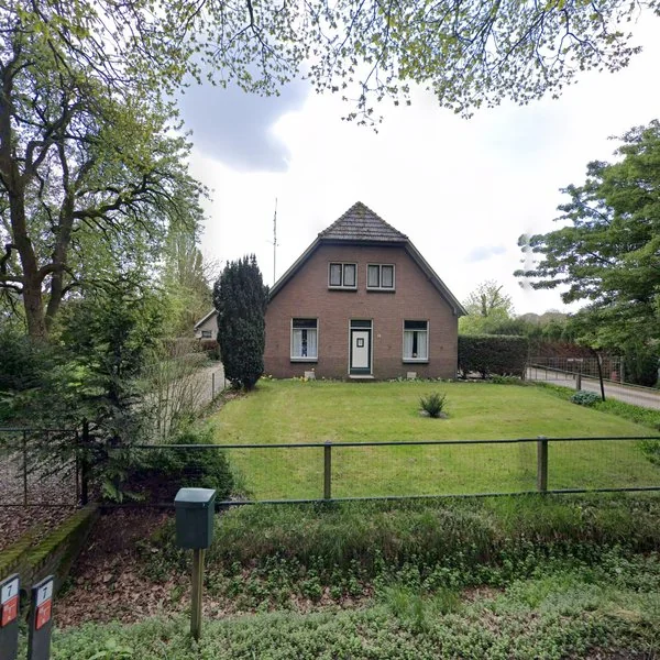 Straatbeeld van De Brink 7, 7364BJ Lieren