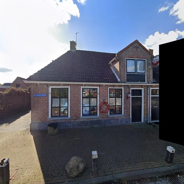 Straatbeeld van De Buorren 32, 9136PV Peazens