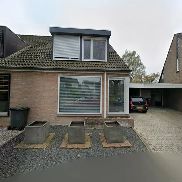 Straatbeeld van De Eg 38, 5384HB Heesch