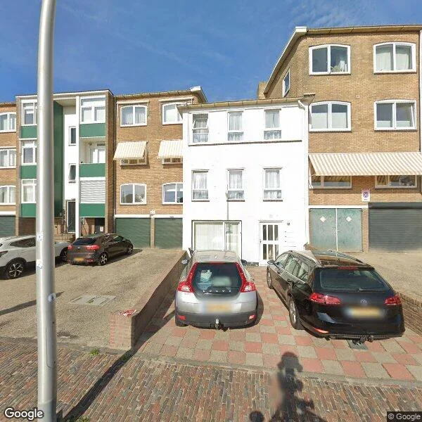 Straatbeeld van de Favaugeplein 49, 2042TS Zandvoort