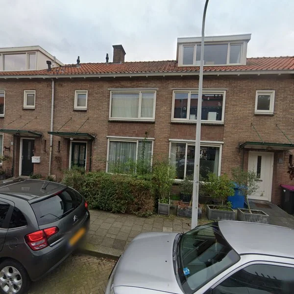 Straatbeeld van De Genestetstraat 15, 2273VV Voorburg