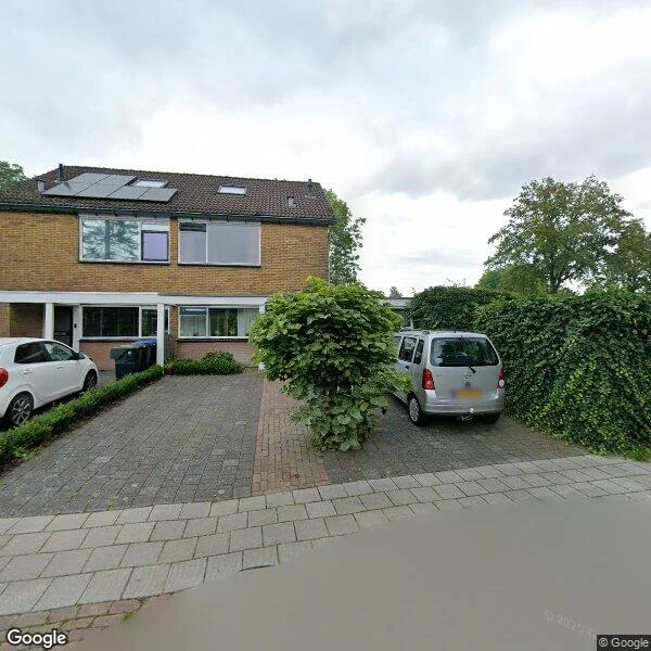 Straatbeeld van de Hunenborg 36, 9301VB Roden