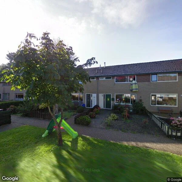 Straatbeeld van De Lijnbaan 16, 9971AM Ulrum