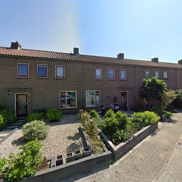 Straatbeeld van De Nes 15, 4128CD Lexmond