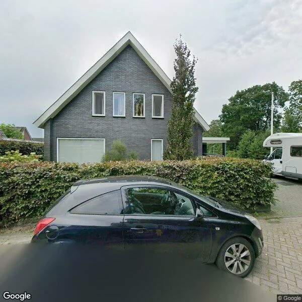 Straatbeeld van De Pleats 8, 9062HR Oentsjerk
