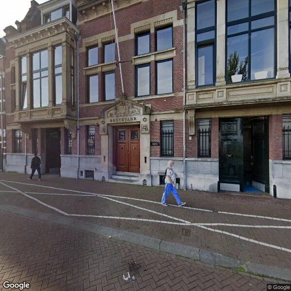 Straatbeeld van De Ruijterkade 120-2, 1011AB Amsterdam