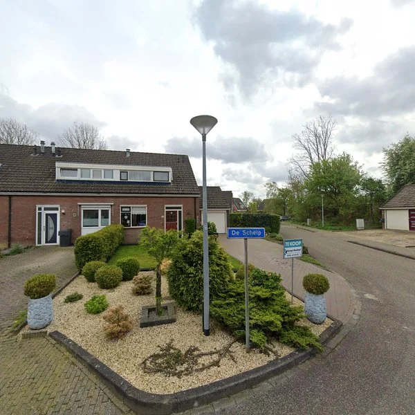 Straatbeeld van De Schelp 53, 9905TH Holwierde