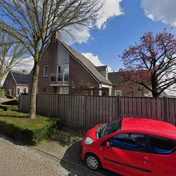 Straatbeeld van De Tollande 10, 5528BS Hoogeloon