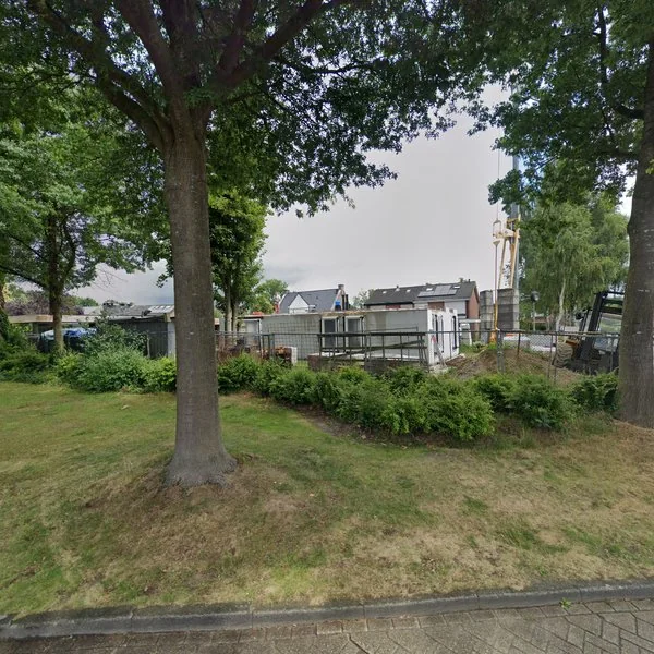 Straatbeeld van De Traden 10, 7826HE Emmen