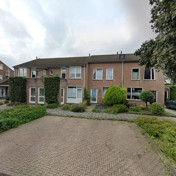 Straatbeeld van De Uithof 17, 6265BG Sint Geertruid