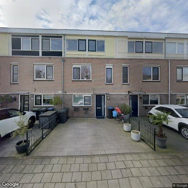 Straatbeeld van De Velden 73, 3124CN Schiedam