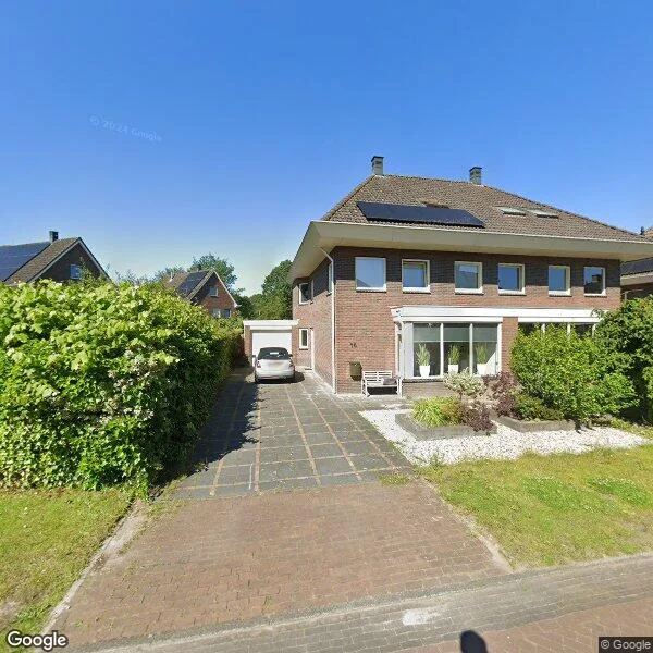 Straatbeeld van de Waag 16, 9461DB Gieten