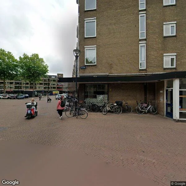 Straatbeeld van De Waag 36, 3311BB Dordrecht