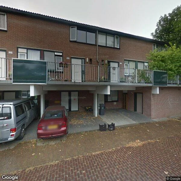 Straatbeeld van De Waarden 233, 7206GE Zutphen