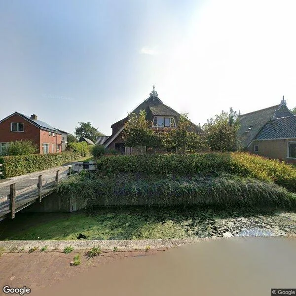 Straatbeeld van De Wâl 10, 9254RG Hurdegaryp